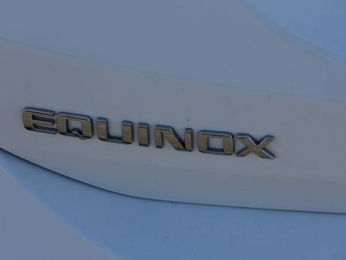 Used 2023 Chevrolet Equinox LT image 8