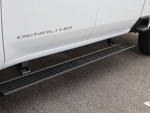 New 2026 GMC Sierra 2500 Denali w/ Denali Reserve Package AWD/4WD image 10
