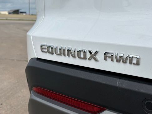 Used 2025 Chevrolet Equinox LT w/ Safety and Technology Package AWD/4WD image 10