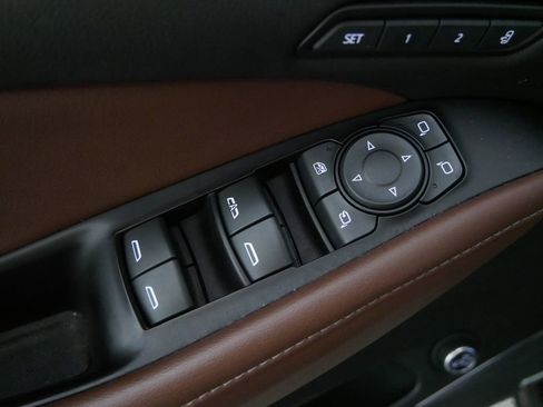 Used 2020 Buick Enclave Avenir w/ Avenir Technology Package image 14