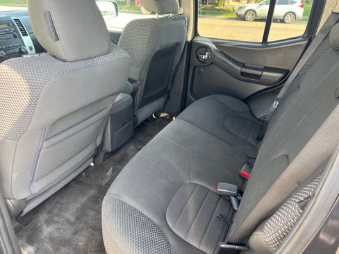 Used 2011 Nissan Xterra PRO-4X AWD/4WD image 17