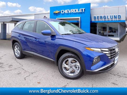 Used 2023 Hyundai Tucson SE AWD/4WD image 1