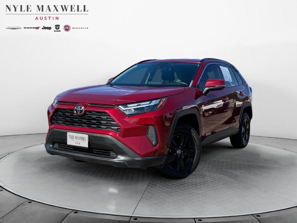 Used 2023 Toyota RAV4 XLE FWD image 1
