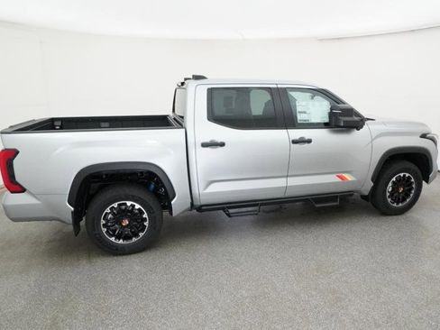 New 2026 Toyota Tundra SR5 AWD/4WD image 15