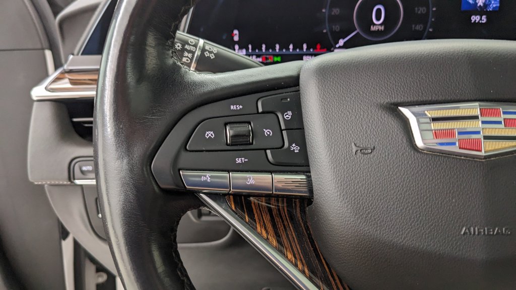 Used 2022 Cadillac Escalade ESV Premium Luxury AWD/4WD image 34