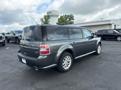 Used 2019 Ford Flex SE FWD image 5