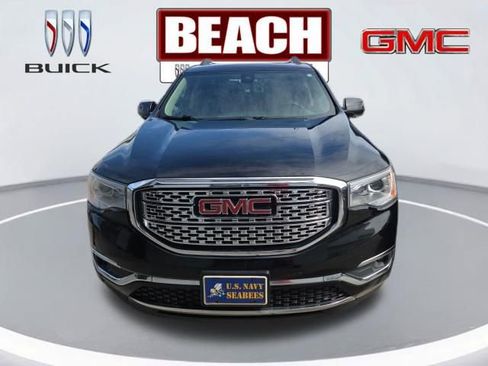 Used 2017 GMC Acadia Denali AWD/4WD image 5