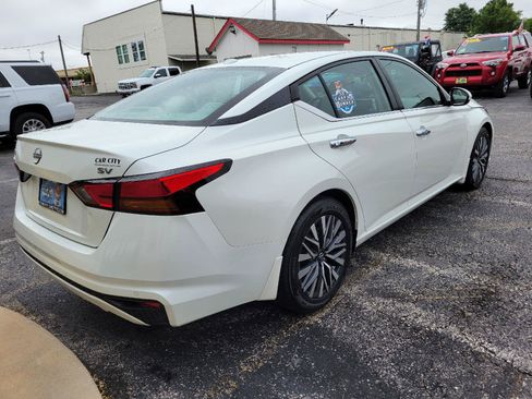 Used 2023 Nissan Altima 2.5 SV FWD image 25