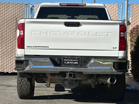 Used 2023 Chevrolet Silverado 2500 LT w/ Convenience Package image 5