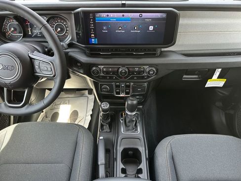 New 2025 Jeep Gladiator Sport image 16