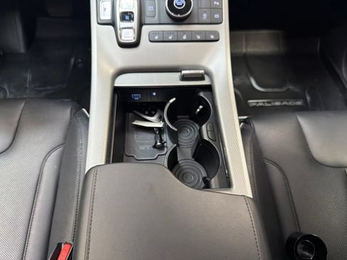 Used 2024 Hyundai Palisade SEL FWD image 22