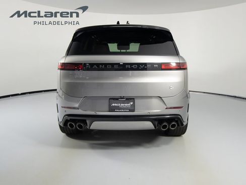 Used 2024 Land Rover Range Rover Sport AWD/4WD image 6