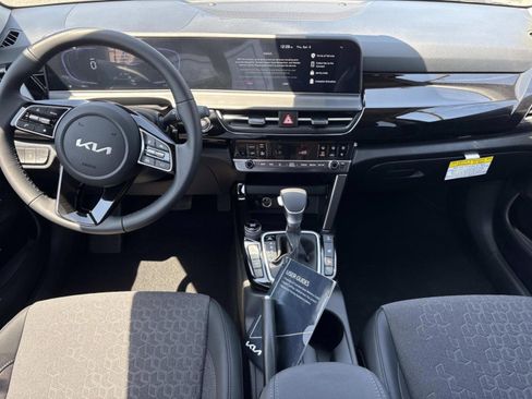 New 2026 Kia Seltos S AWD/4WD image 15