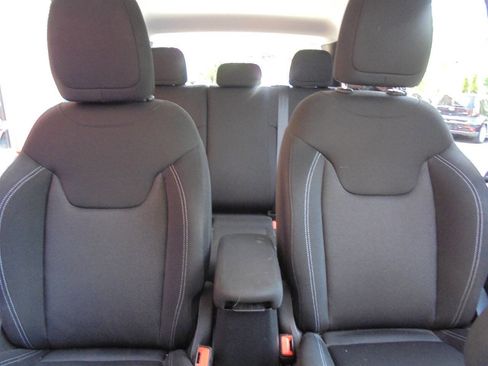 Used 2020 Jeep Renegade Sport AWD/4WD image 12