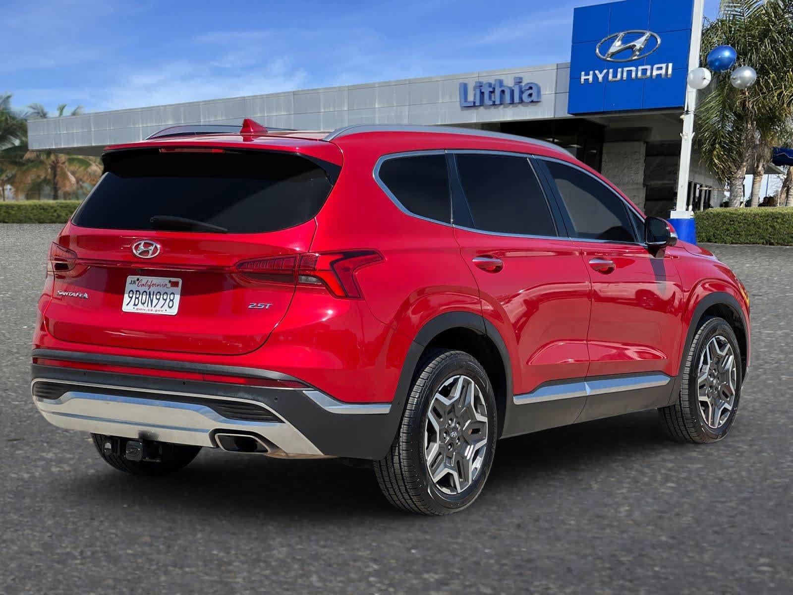 Used 2022 Hyundai Santa Fe Limited FWD image 3