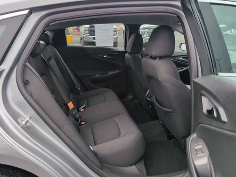 Used 2025 Chevrolet Malibu LT image 25