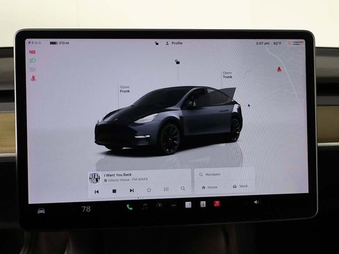Used 2023 Tesla Model Y Long Range AWD/4WD image 42