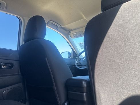 Used 2023 Mitsubishi Outlander Sport ES image 29