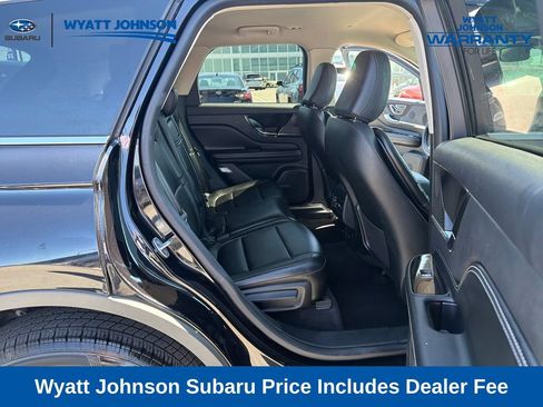 Used 2023 Lincoln Corsair AWD image 35