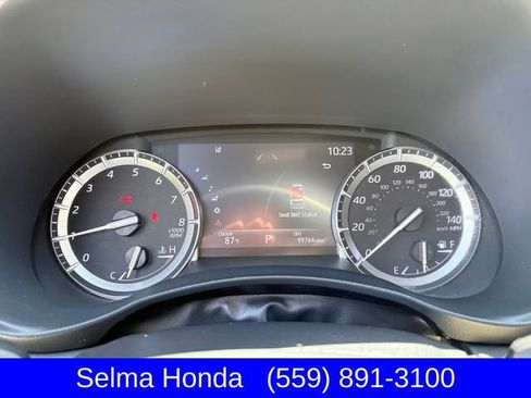 Used 2022 Toyota Highlander XSE AWD/4WD image 26