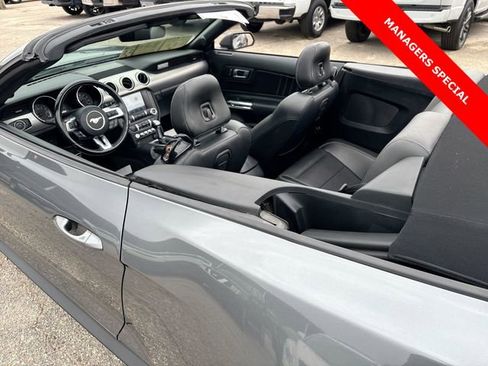 Used 2022 Ford Mustang Premium image 34
