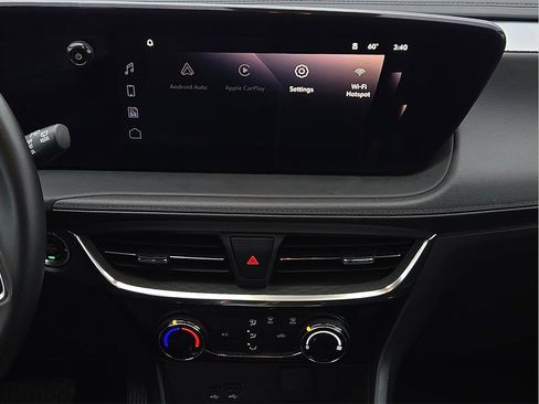 Used 2024 Buick Encore GX Sport Touring image 11