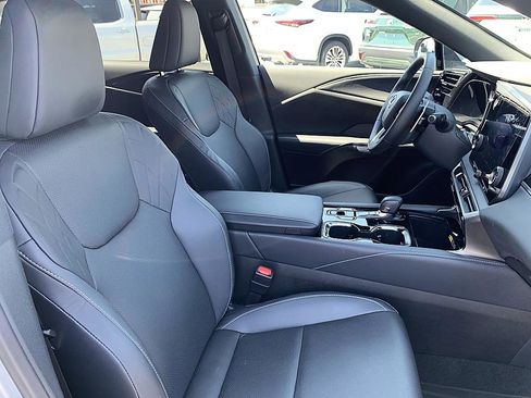 Used 2025 Lexus RX 350 FWD w/ Accessory Package image 19