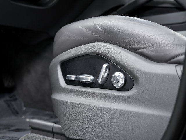 Certified 2020 Porsche Cayenne AWD/4WD image 10