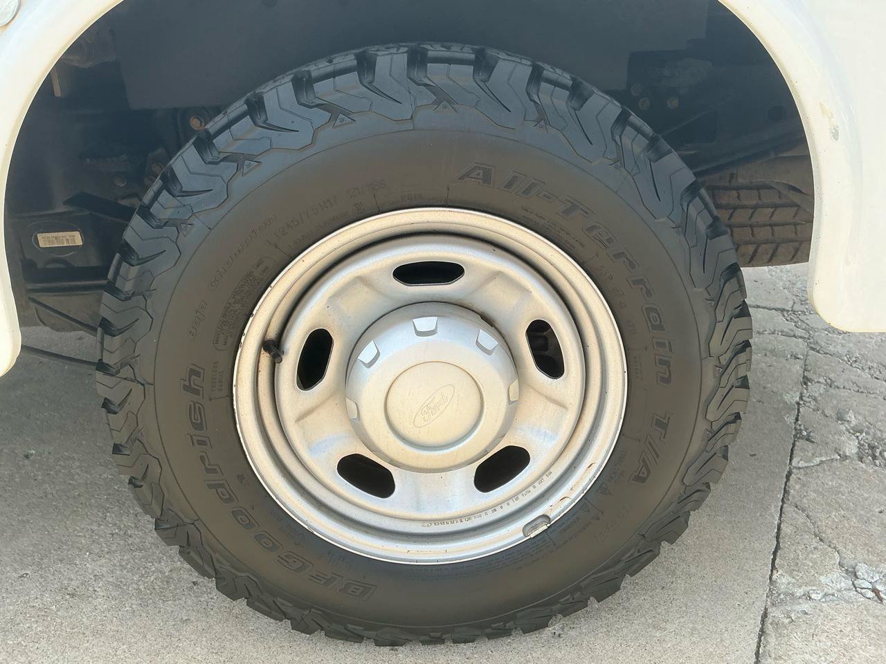 Used 2019 Ford F250 XL w/ Power Equipment Group RWD image 11