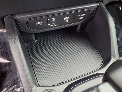 Used 2025 Kia K4 FWD image 9