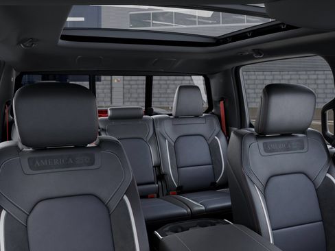 New 2026 RAM 1500 Laramie AWD/4WD image 35