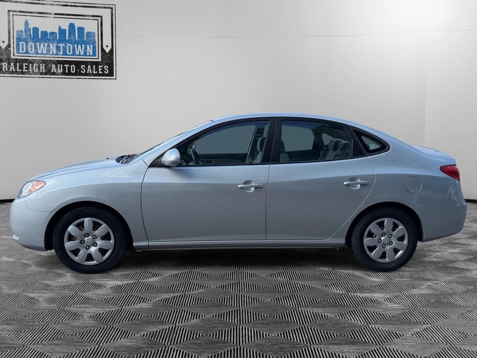 Used 2008 Hyundai Elantra SE FWD image 9