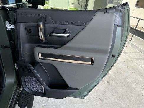 New 2025 GMC Hummer EV 3X image 35