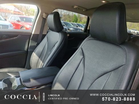 Certified 2023 Lincoln Nautilus AWD image 14