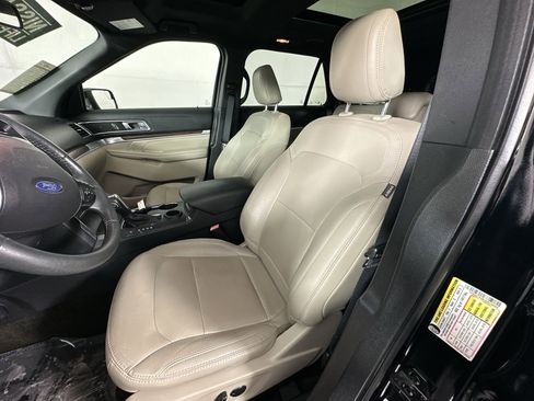 Used 2018 Ford Explorer Limited image 15