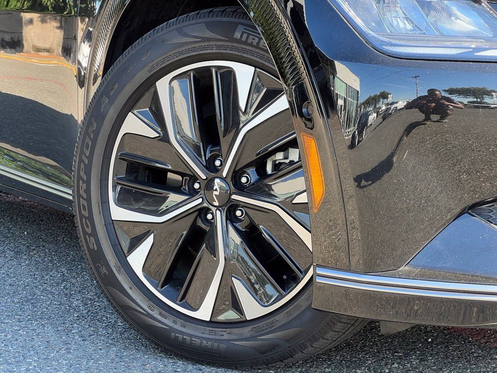 Used 2023 Kia EV6 Wind w/ Wind Technology Package AWD/4WD image 2