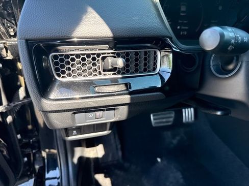 Used 2024 Honda Civic Sport image 15