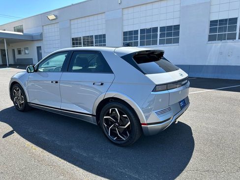 Used 2024 Hyundai Ioniq 5 Limited RWD image 4