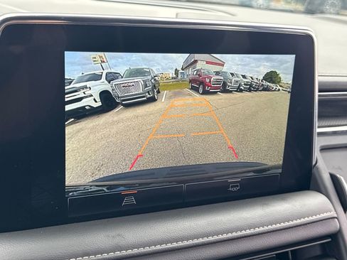 Used 2023 GMC Yukon SLT image 24