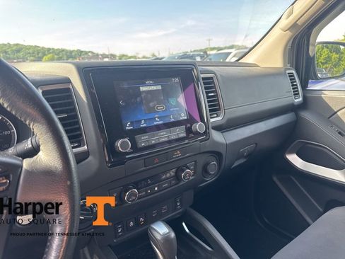 Used 2022 Nissan Frontier SV AWD/4WD image 17