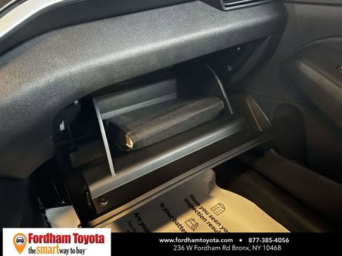 Used 2024 Nissan Altima 2.5 SV FWD image 30