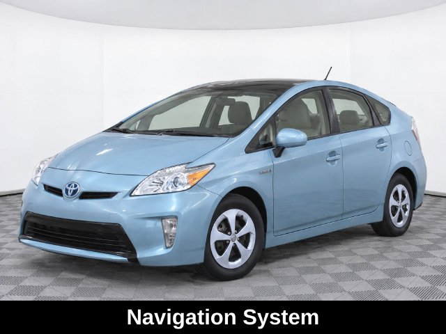 Used 2015 Toyota Prius Three w/ Solar Roof Package FWD image 2