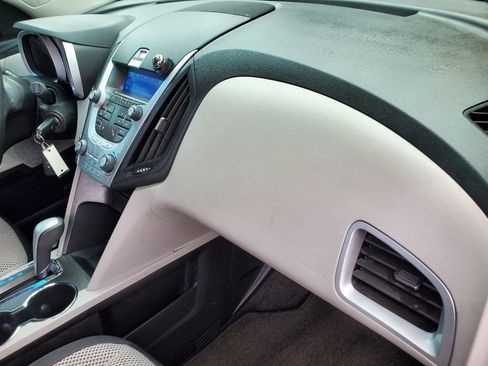 Used 2011 Chevrolet Equinox LT FWD image 40