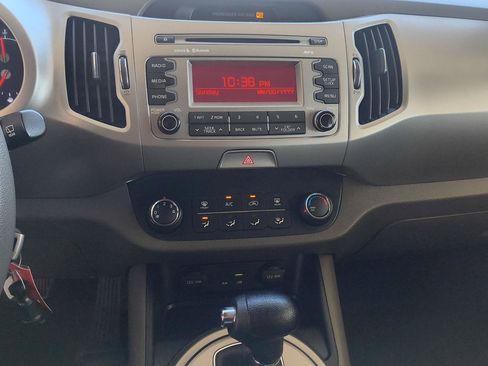 Used 2016 Kia Sportage LX AWD/4WD image 17