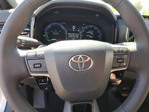 New 2026 Toyota Camry XSE FWD image 13