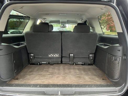 Used 2014 Chevrolet Suburban LS image 10