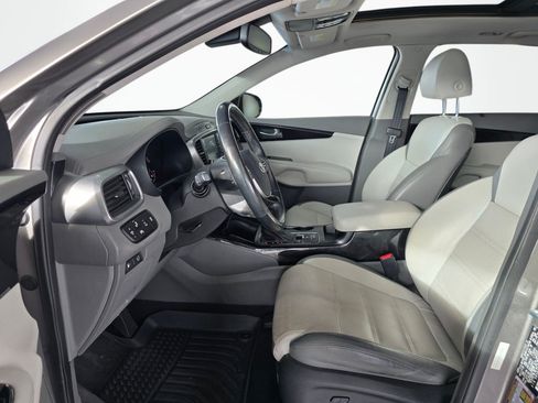 Used 2019 Kia Sorento SX FWD image 22