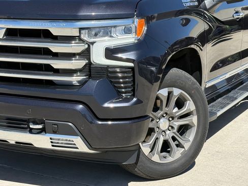 Used 2023 Chevrolet Silverado 1500 High Country RWD image 2