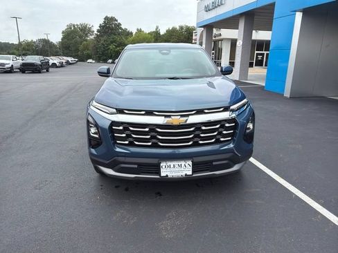 Used 2025 Chevrolet Equinox LT FWD image 4
