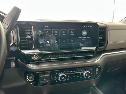 Used 2024 GMC Sierra 2500 SLT w/ SLT Premium Package image 14